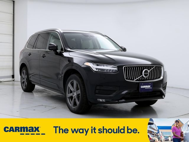 2020 Volvo XC90 Momentum