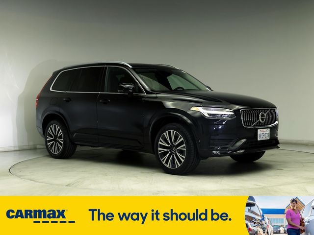 2020 Volvo XC90 Momentum