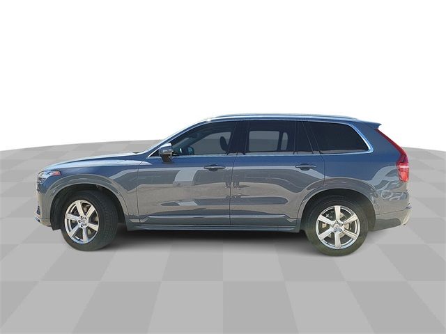 2020 Volvo XC90 Momentum