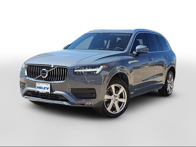 2020 Volvo XC90 Momentum