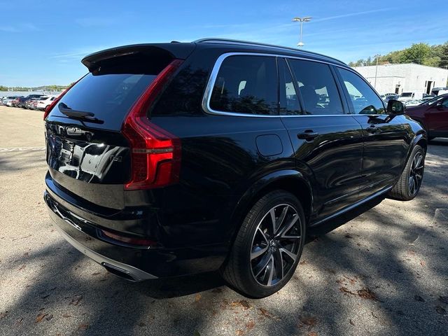 2020 Volvo XC90 Momentum