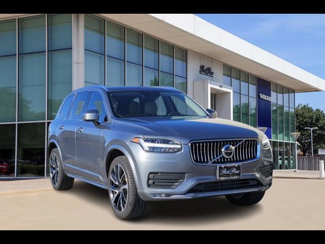 2020 Volvo XC90 Momentum