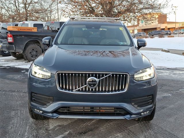 2020 Volvo XC90 Momentum