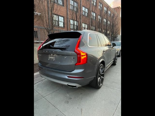 2020 Volvo XC90 Momentum