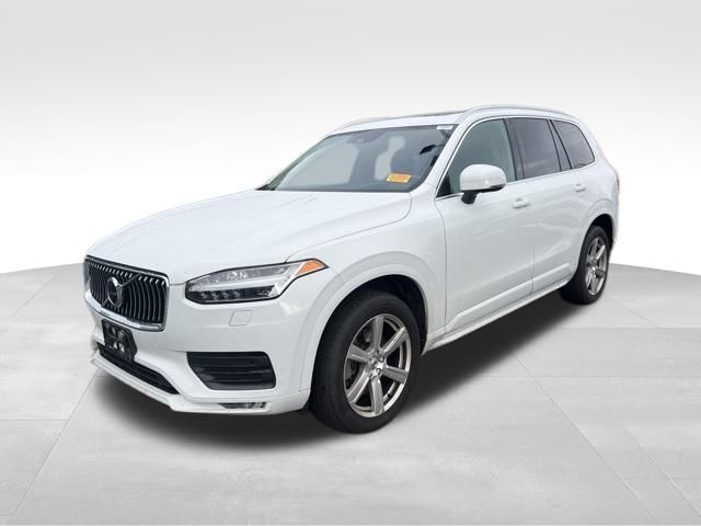 2020 Volvo XC90 Momentum