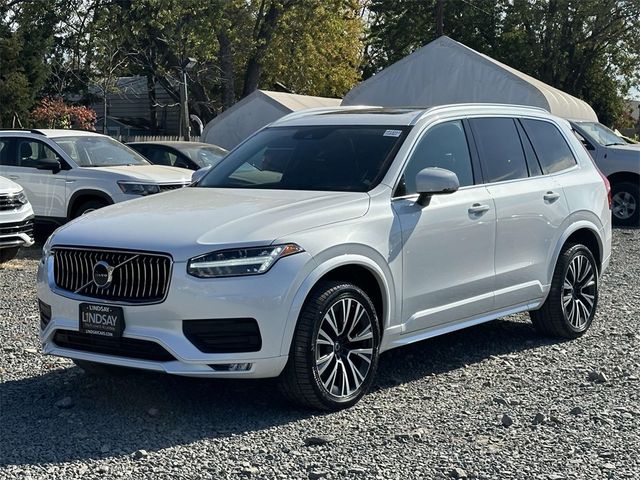 2020 Volvo XC90 Momentum