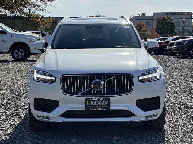 2020 Volvo XC90 Momentum