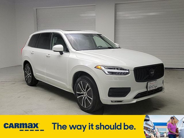 2020 Volvo XC90 Momentum