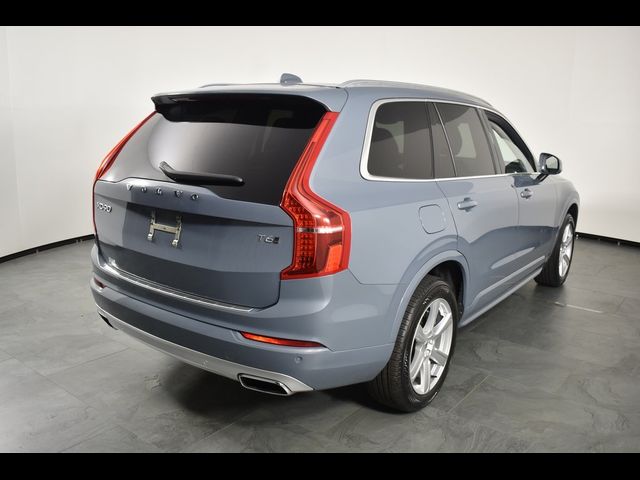 2020 Volvo XC90 Momentum