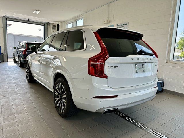 2020 Volvo XC90 Momentum