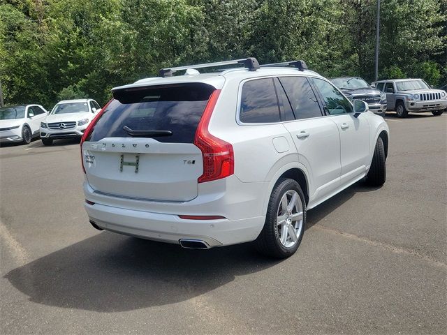 2020 Volvo XC90 Momentum