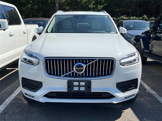 2020 Volvo XC90 Momentum