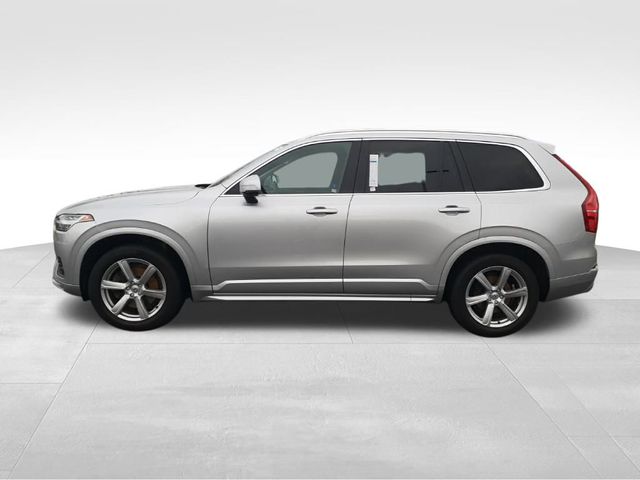 2020 Volvo XC90 Momentum