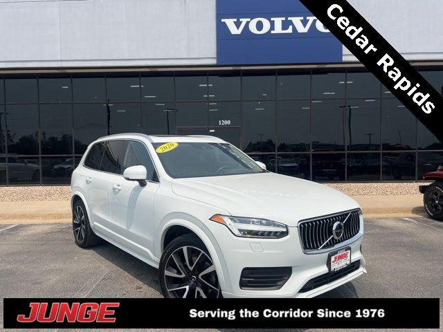2020 Volvo XC90 Momentum