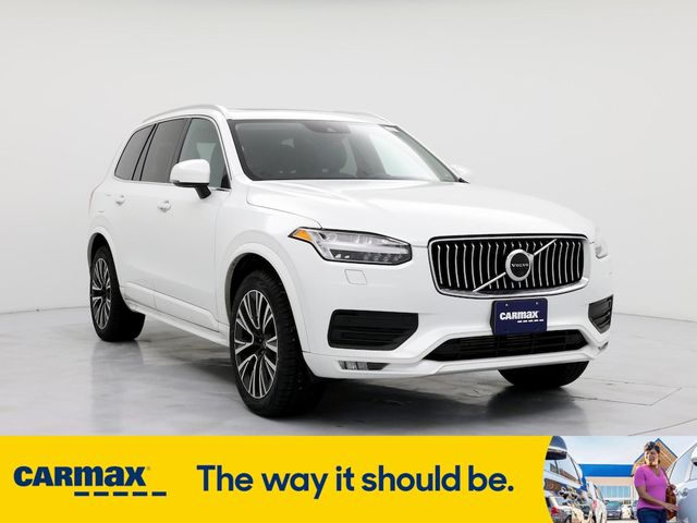 2020 Volvo XC90 Momentum