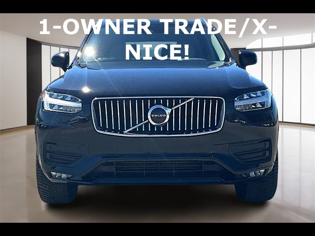 2020 Volvo XC90 Momentum