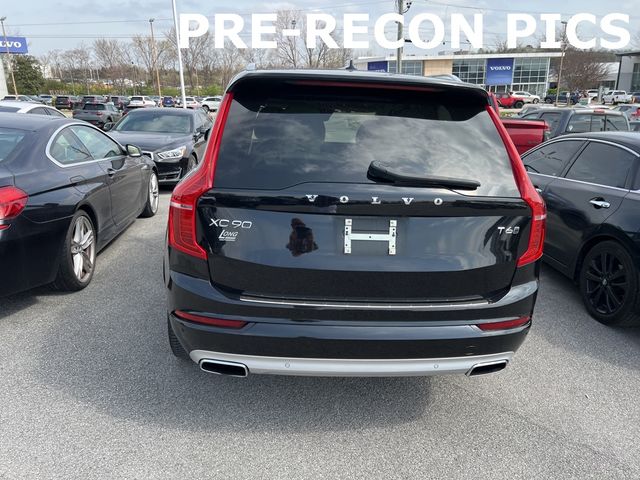 2020 Volvo XC90 Momentum