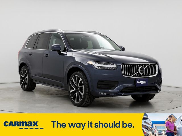 2020 Volvo XC90 Momentum