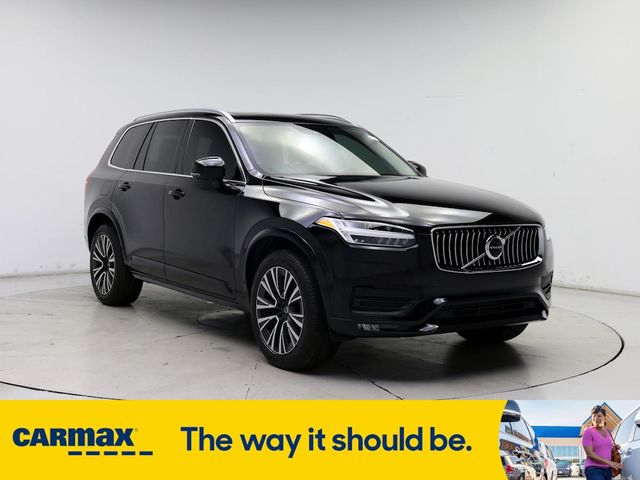 2020 Volvo XC90 Momentum