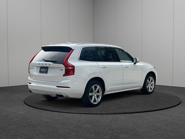 2020 Volvo XC90 Momentum