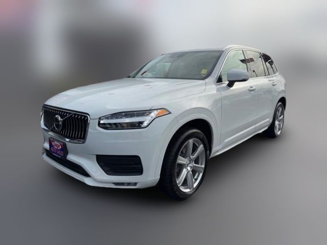 2020 Volvo XC90 Momentum