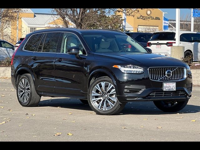 2020 Volvo XC90 Momentum