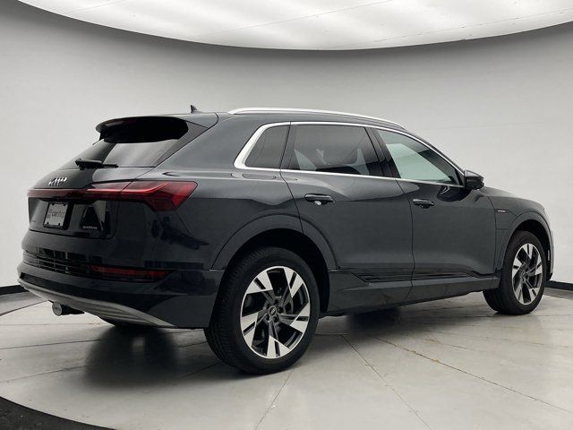2021 Audi e-tron Prestige