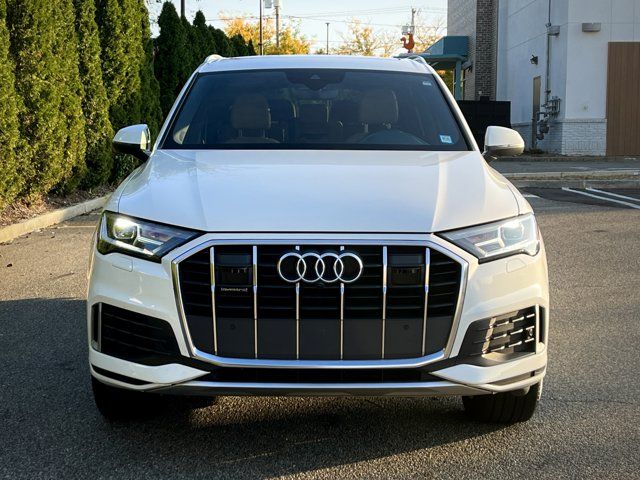 2021 Audi Q7 Premium Plus