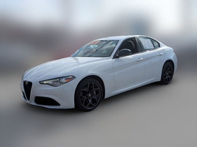 2021 Alfa Romeo Giulia Base