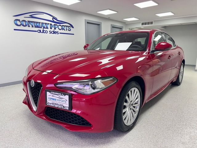 2021 Alfa Romeo Giulia Base