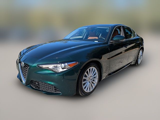 2021 Alfa Romeo Giulia Base