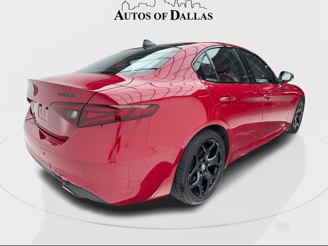 2021 Alfa Romeo Giulia Base