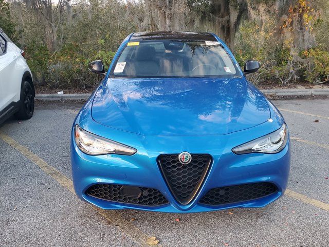 2021 Alfa Romeo Giulia Base