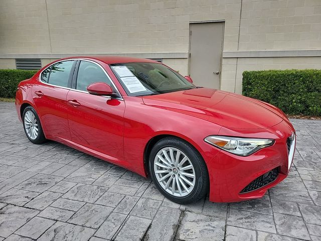 2021 Alfa Romeo Giulia Base