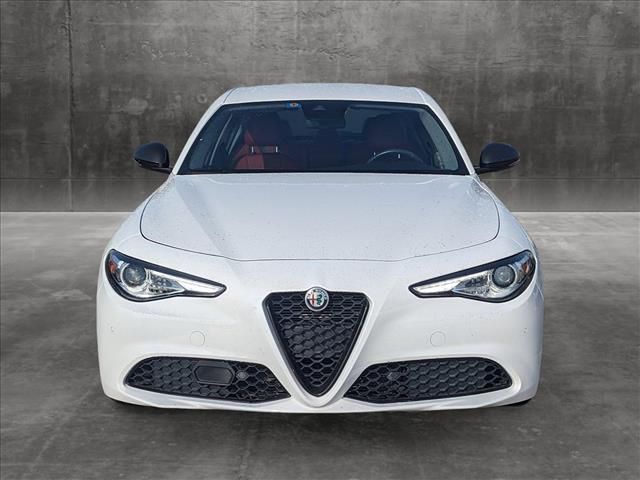 2021 Alfa Romeo Giulia Base