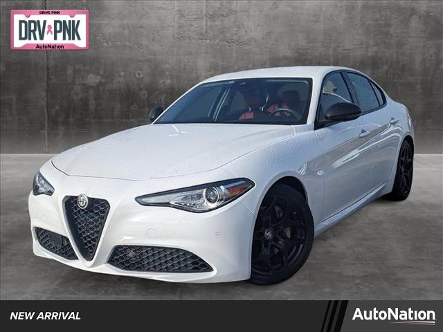 2021 Alfa Romeo Giulia Base