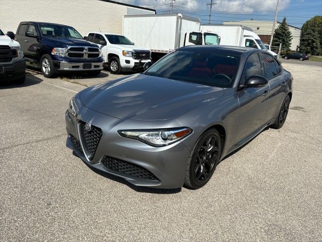 2021 Alfa Romeo Giulia Base