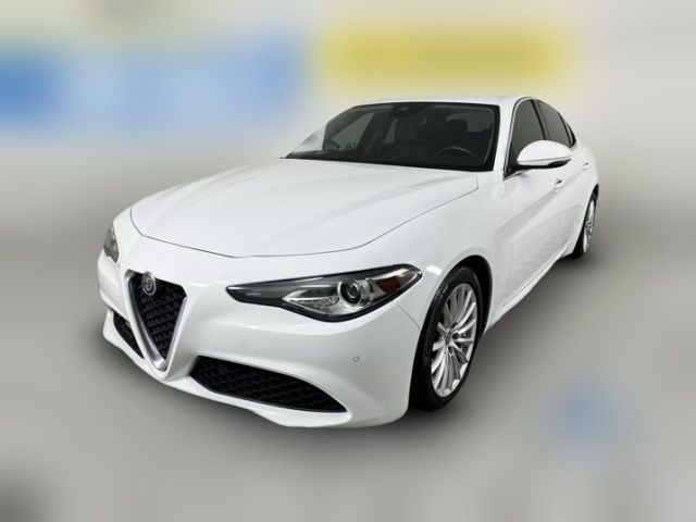 2021 Alfa Romeo Giulia Base