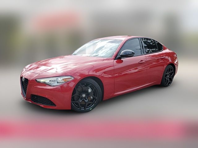 2021 Alfa Romeo Giulia Base