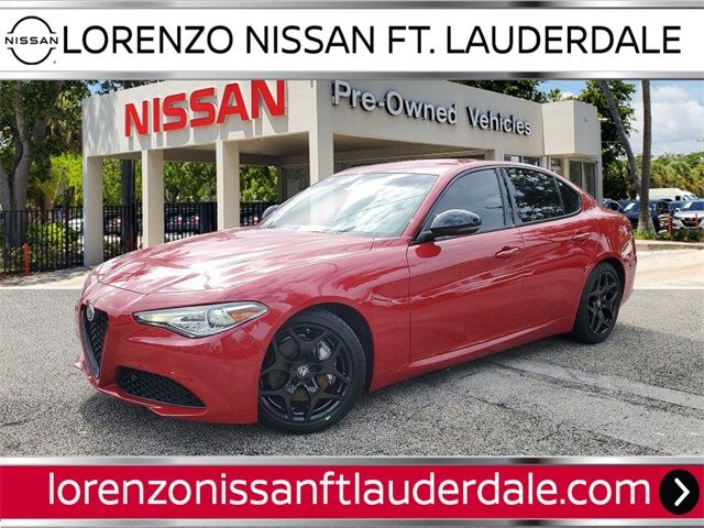 2021 Alfa Romeo Giulia Base