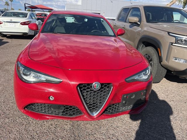 2021 Alfa Romeo Giulia Base