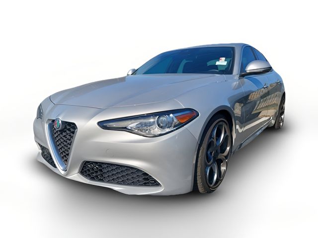 2021 Alfa Romeo Giulia Base