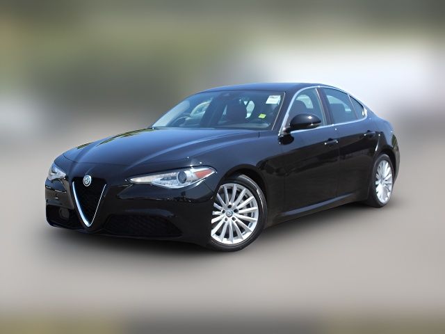 2021 Alfa Romeo Giulia Base