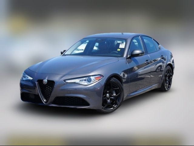 2021 Alfa Romeo Giulia Base