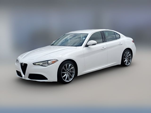 2021 Alfa Romeo Giulia Base