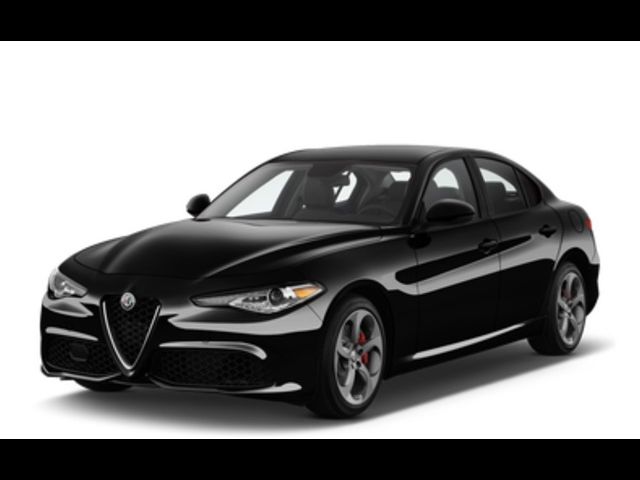 2021 Alfa Romeo Giulia Base