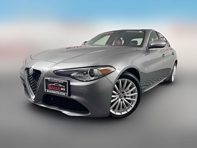 2021 Alfa Romeo Giulia Base