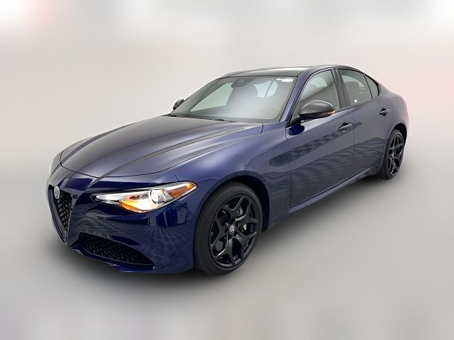 2021 Alfa Romeo Giulia Base