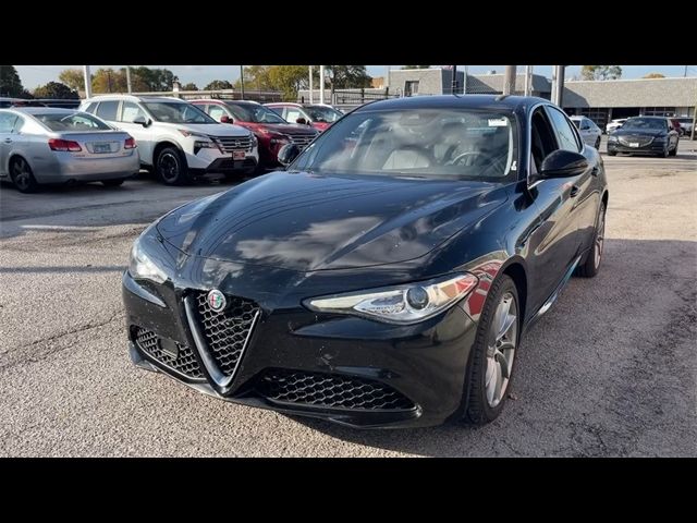 2021 Alfa Romeo Giulia Base