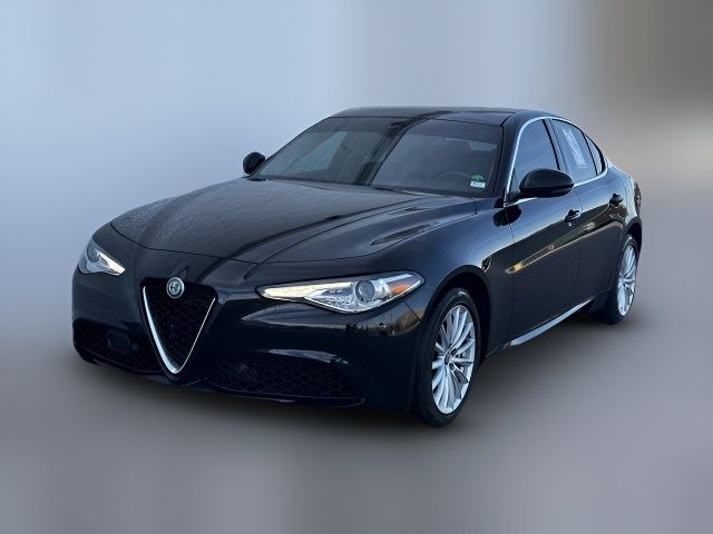 2021 Alfa Romeo Giulia Base